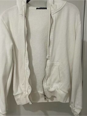 Brandy Melville - White Zip Up